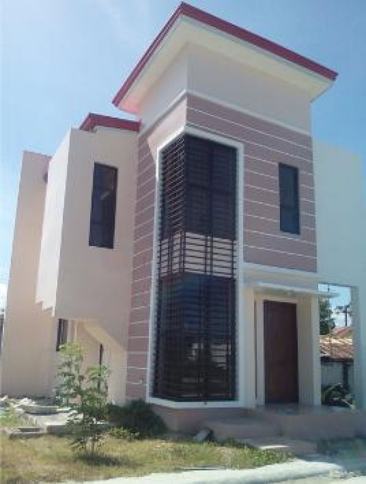 House and Lot at Landheights