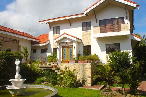 CARASUCHI VILLA